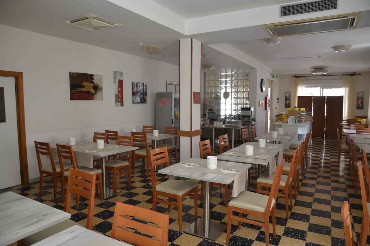 קאטוליקה Albergo Larenzia מראה חיצוני תמונה
